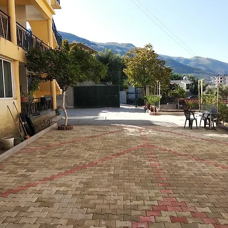 Casa Prifti 컨트리하우스 Vlorë