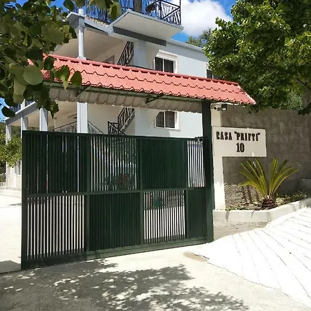 Casa Prifti * Vlorë